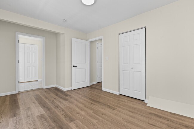 Building Photo - 3736 Iroquois St