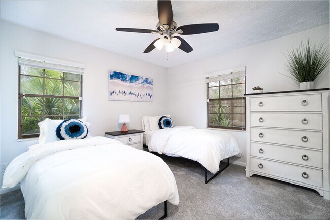 Building Photo - 42 Valencia St