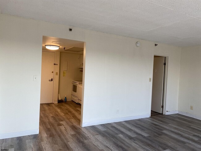 Building Photo - 655 Absecon Blvd