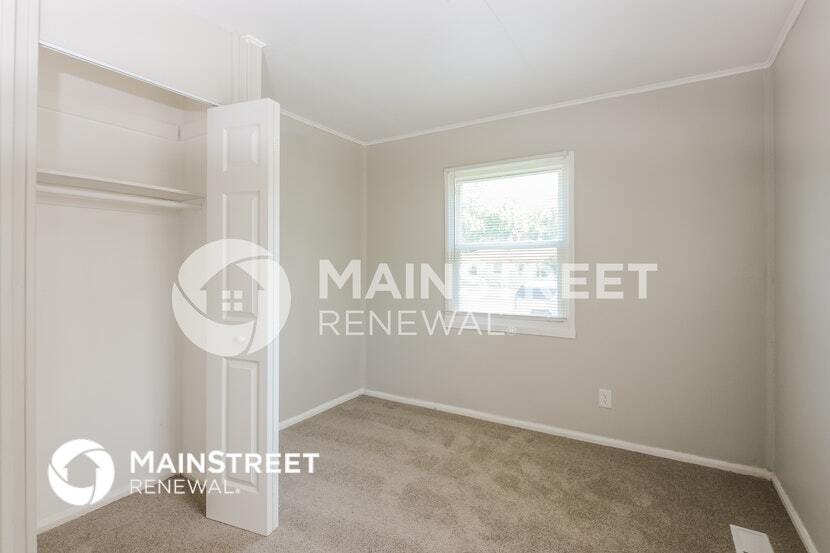 Building Photo - 4030 Kalmar Dr