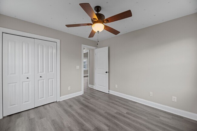 Building Photo - 108 Coree Way