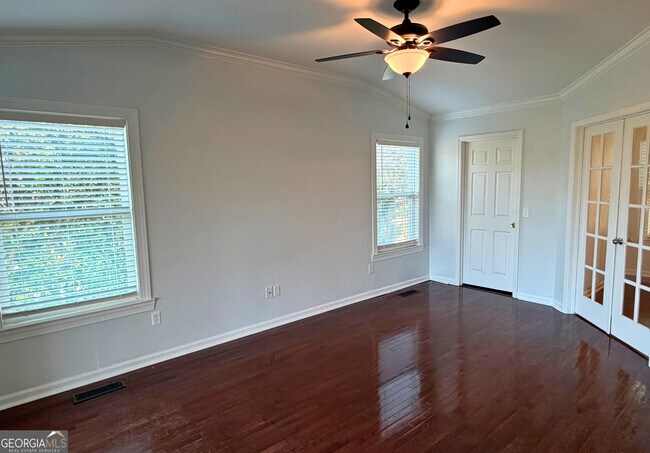 Building Photo - 292 Alexanders Ct