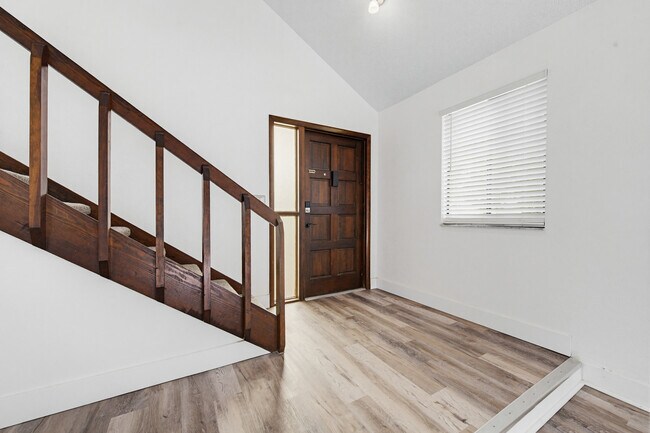 Building Photo - 7 Autumnwood Trail