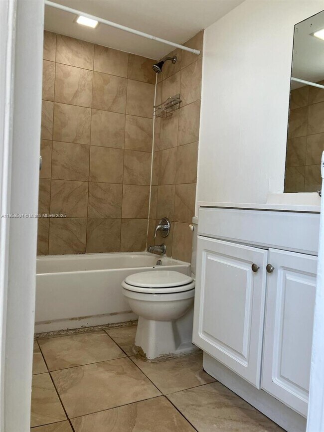 Building Photo - 2800 NW 56th Ave