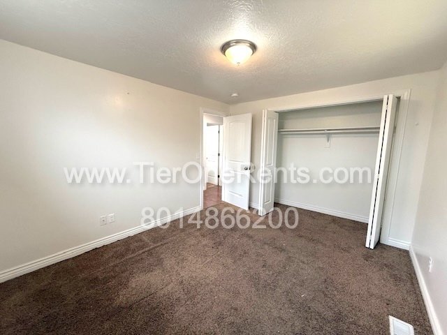 Building Photo - **MOVE IN SPECIAL** $500 off first month's rent!!