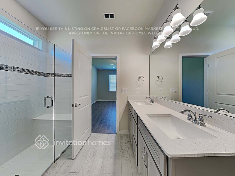 Building Photo - 5069 Sparkling Water Wy