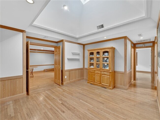 Building Photo - 239 Bulgarmarsh Rd