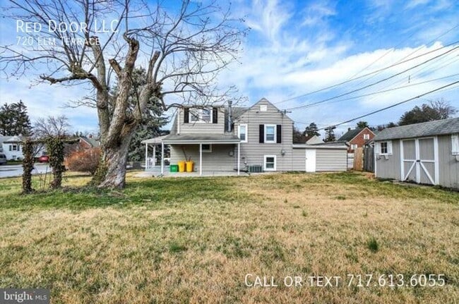 Building Photo - 720 Elm Terrace