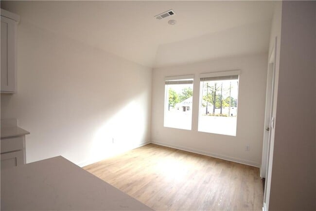 Building Photo - 379 Florida Ave