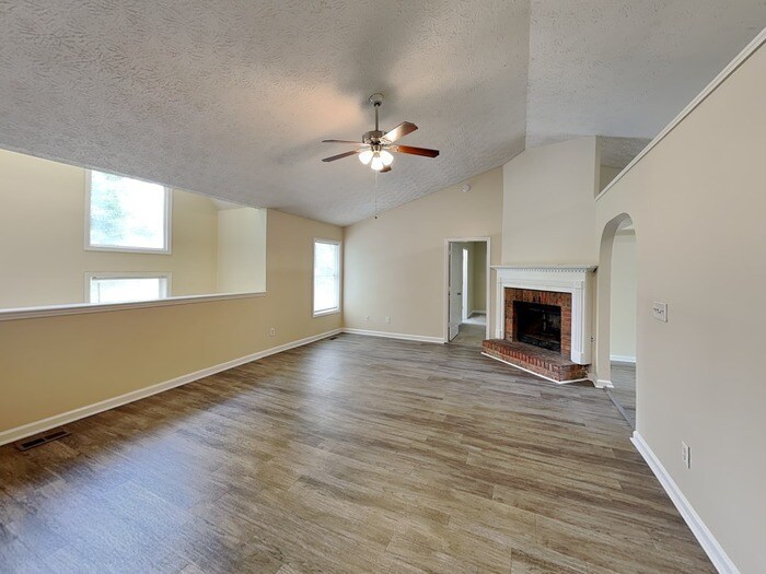 Building Photo - 116 Whirlaway Dr