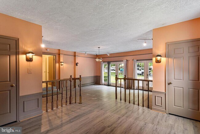 Building Photo - 7416 Royal Dominion Dr