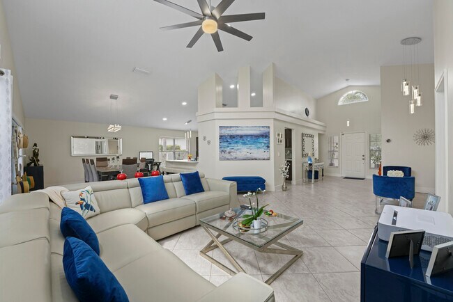 Building Photo - 6180 Royal Birkdale Dr