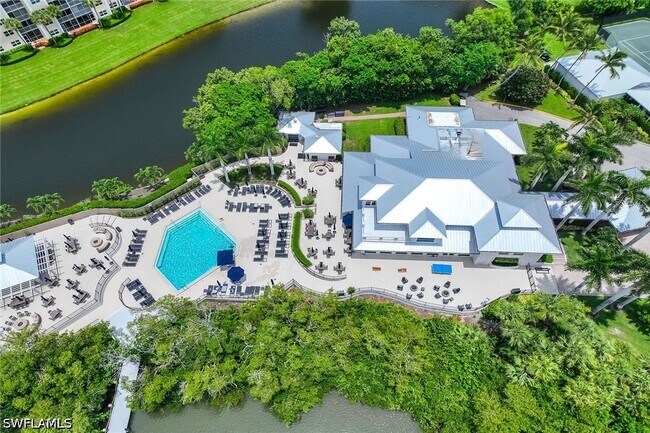 Building Photo - 420 Cove Tower Dr