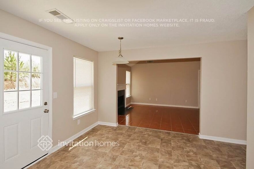 Building Photo - 4937 Bryant Dr
