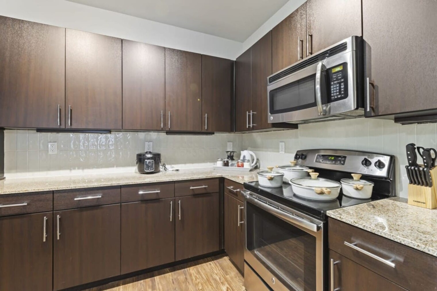 Building Photo - 5720 Town and Country Blvd