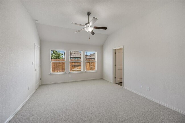 Building Photo - 3316 Amerigo Pl