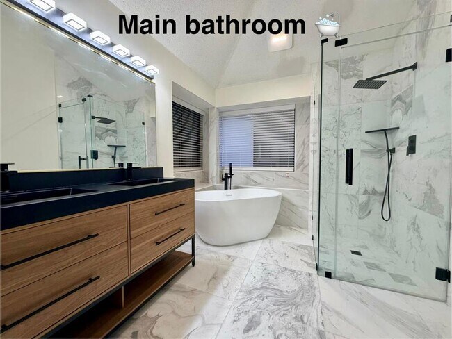 Building Photo - 1213 Bell Rock Cir