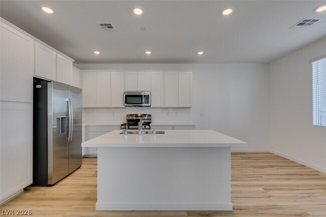 Building Photo - 1031 Valeria Rdg Ln