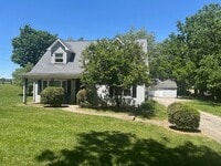Building Photo - Country Living in Fayette County           20260515