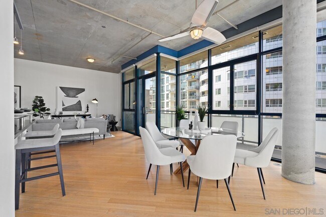 Building Photo - 527 Tenth Ave