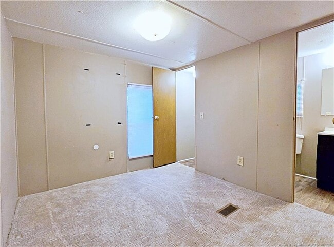 Building Photo - 826 Rembrandt Dr