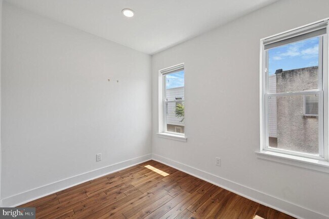 Building Photo - 2518 Carpenter St