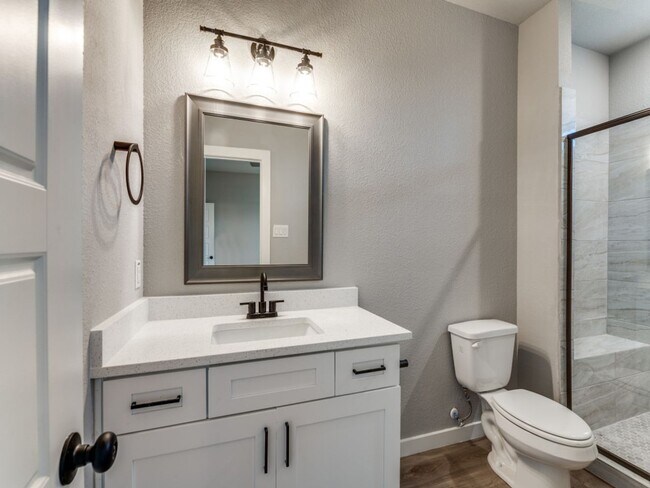 Building Photo - Gorgeous New Construction duplex for rent in Euless!