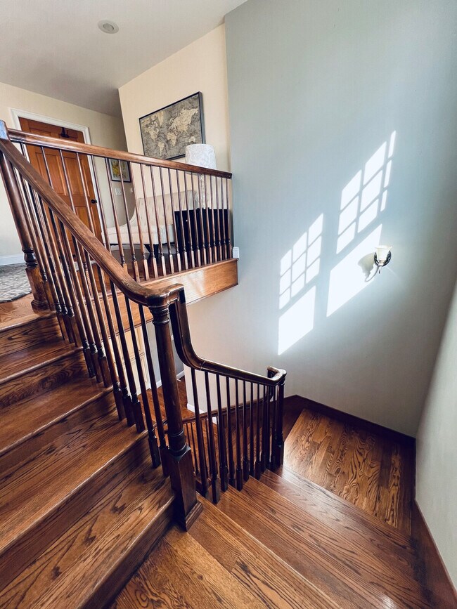 Building Photo - 3209 W Fairview Pl