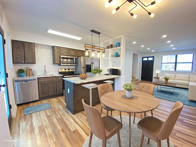 Building Photo - Faris Ridge Condominiums