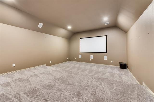 Building Photo - 2207 Kings Pass