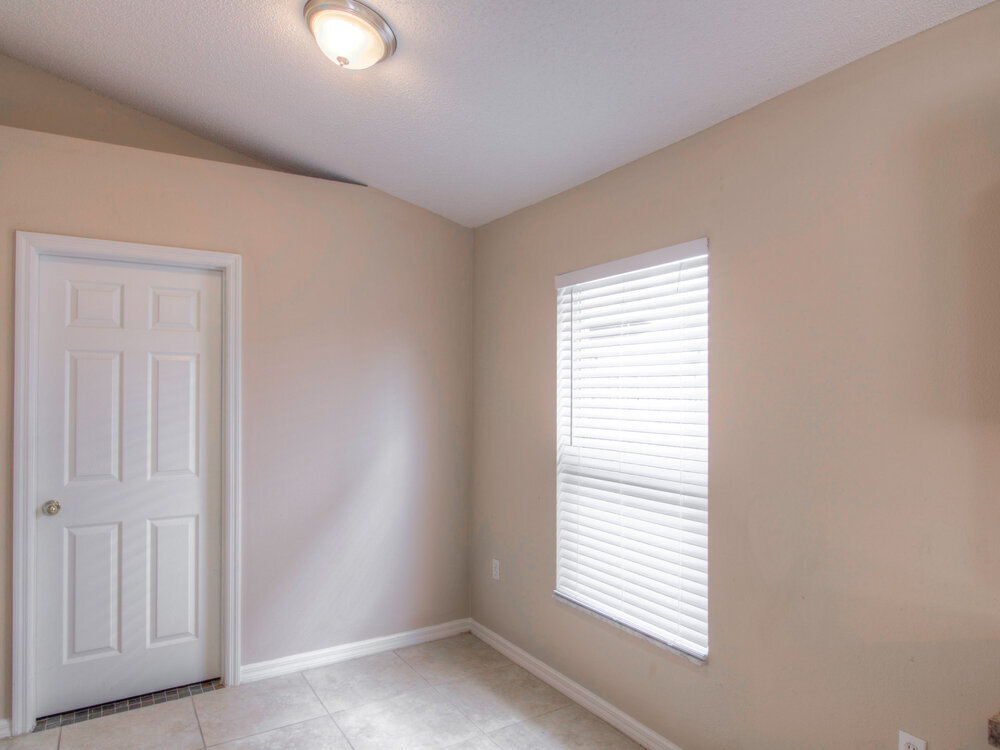 Building Photo - 16041 Wilkinson Dr