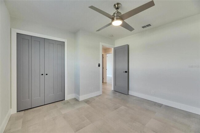 Building Photo - 1025 Apollo Beach Blvd