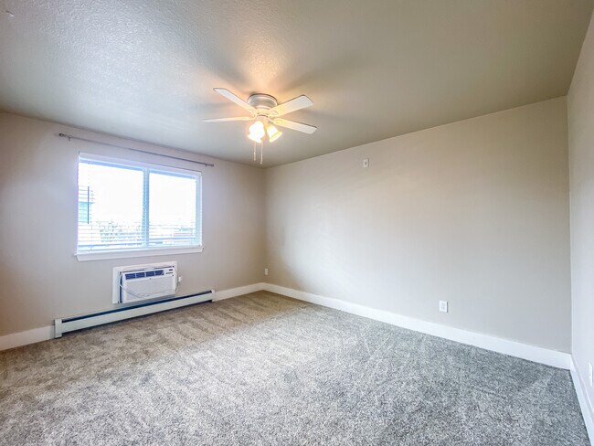 Building Photo - 120 S Pennsylvania St