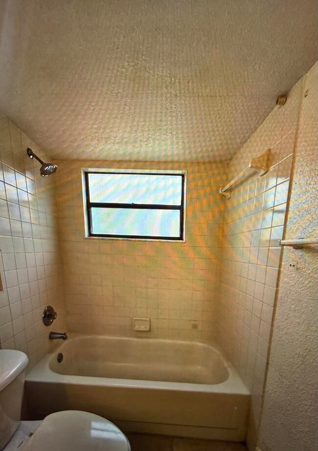 Building Photo - 1661 Balfour Point Dr