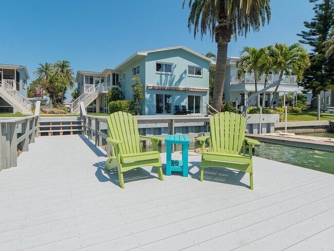 Building Photo - 241 Skiff Point