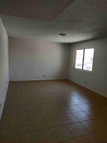 Building Photo - 357 Rio Grande Ct