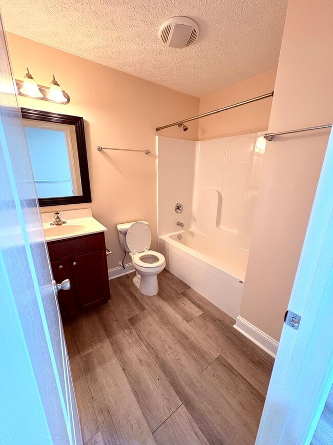 Building Photo - Available for the 2026-2027 lease term.