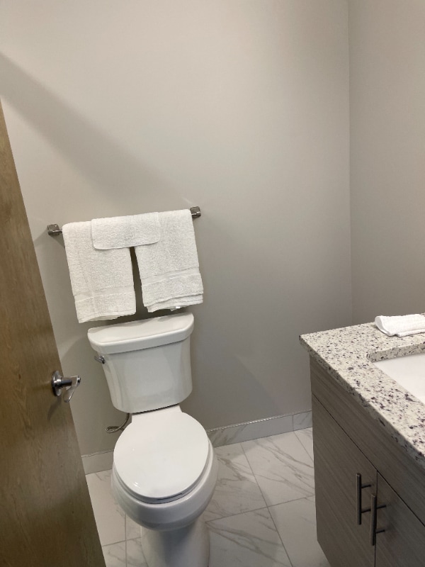 Building Photo - 1417 W9th St