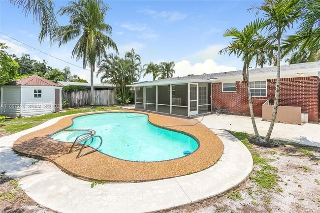 Building Photo - 3626 Everglades Rd