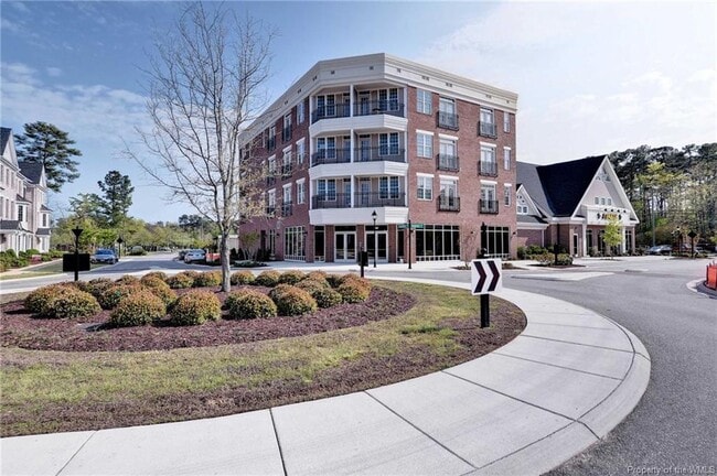 Building Photo - 105 Laydon Way