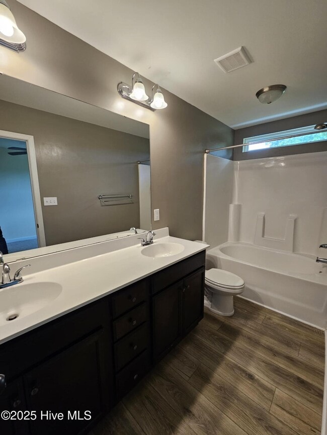 Building Photo - 511 Justice Farm Dr