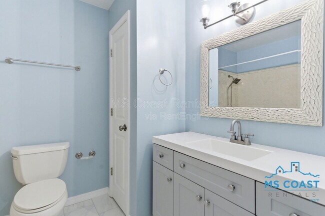 Building Photo - 12509 Ponce De Leon Dr