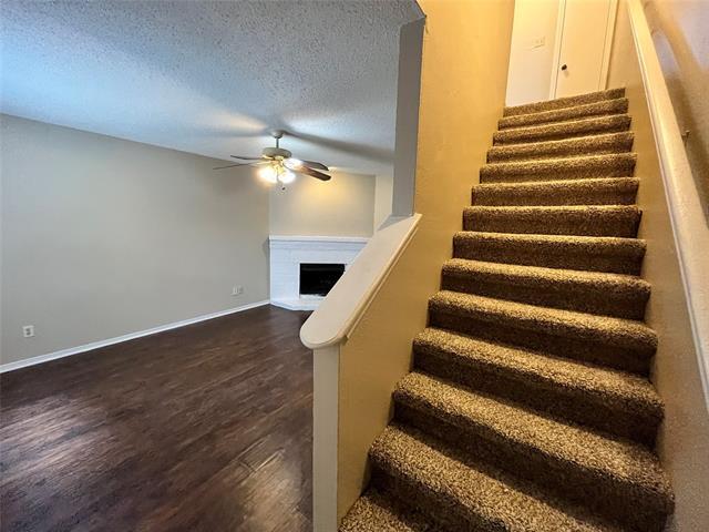 Building Photo - 3047 Olympia Dr