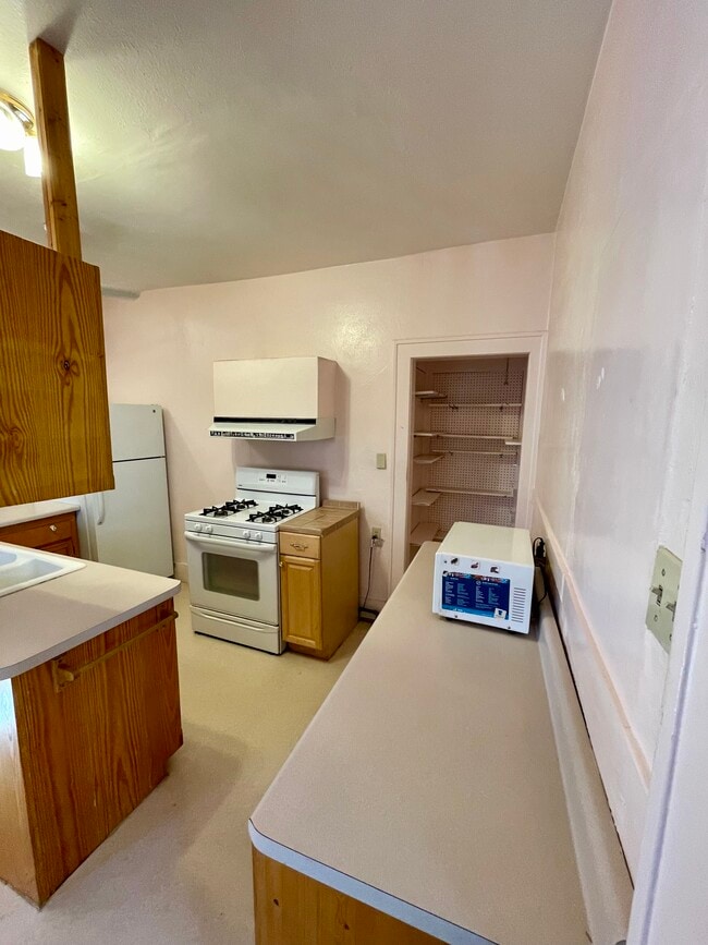 Building Photo - Girard UNM