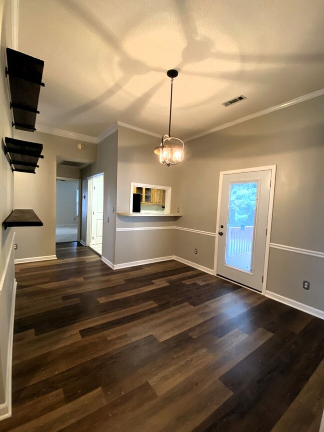 Building Photo - Coming Soon!