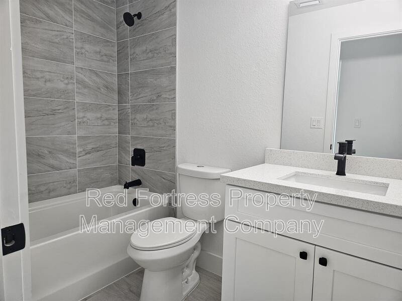 Building Photo - 22 NW 23rd Ave