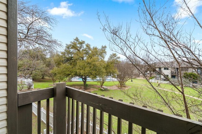 Building Photo - 1848 River Crossing Cir