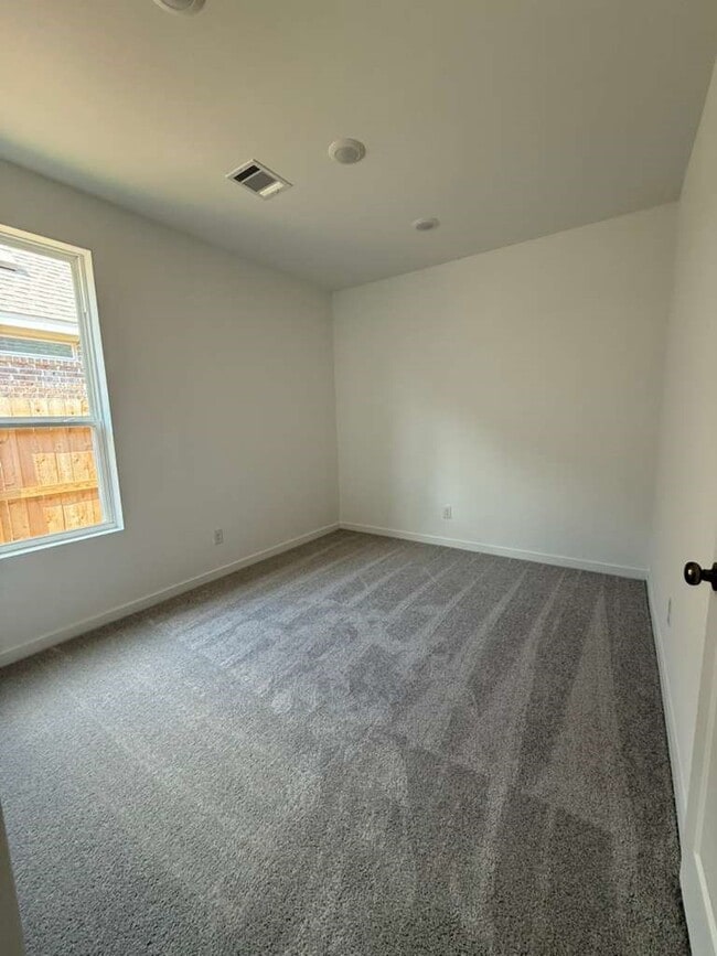 Building Photo - 27326 Sweetwater Bay Dr