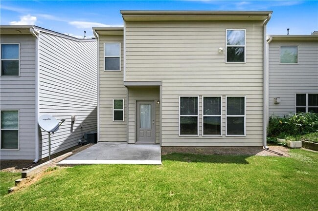 Building Photo - 4960 Ducote Trail