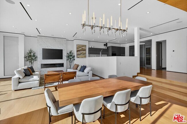 Building Photo - 17816 Porto Marina Way